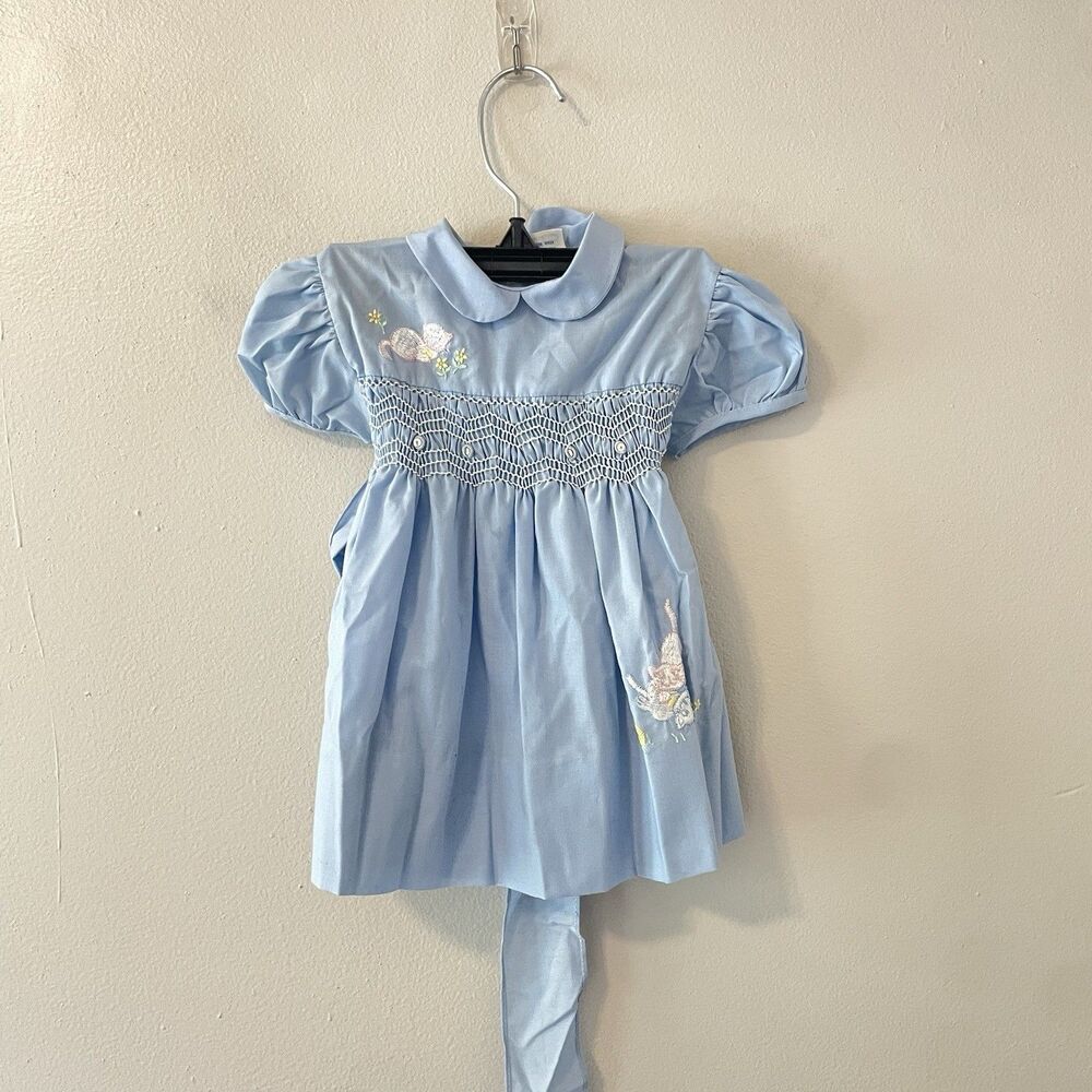 Vintage Baby Dress Embroidered Cats Smocked Tie Back Sz 12 Months